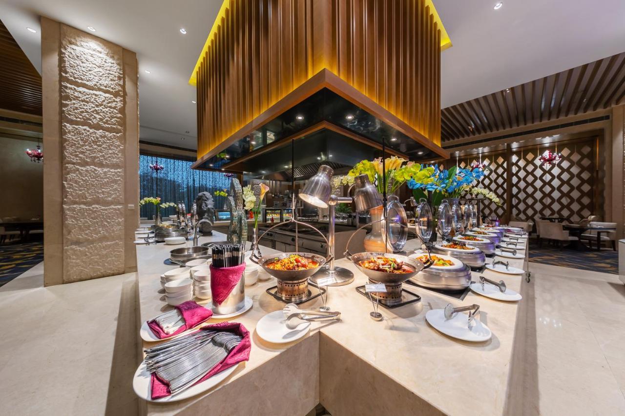 Movenpick Hotel Enshi Exterior photo